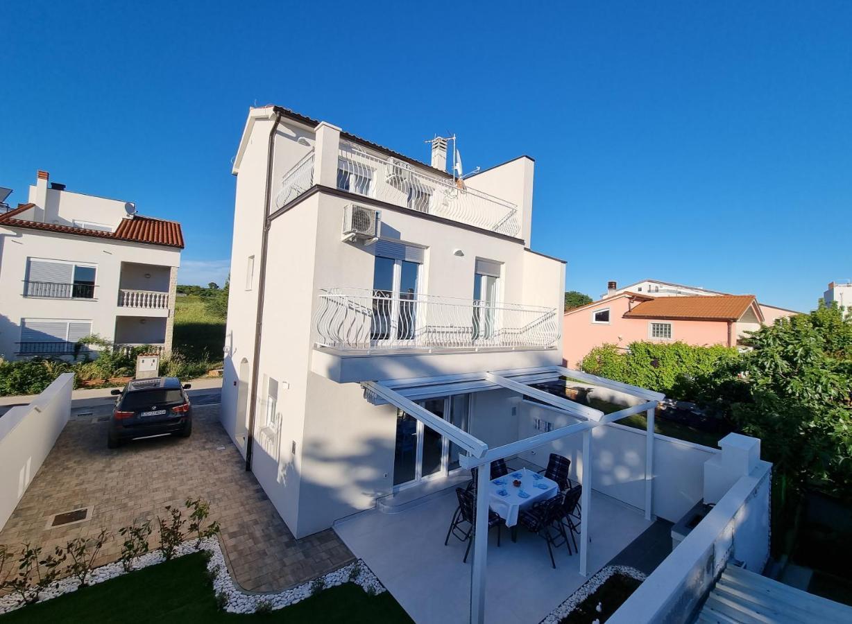 White House Posesi Villa Medulin Exterior photo